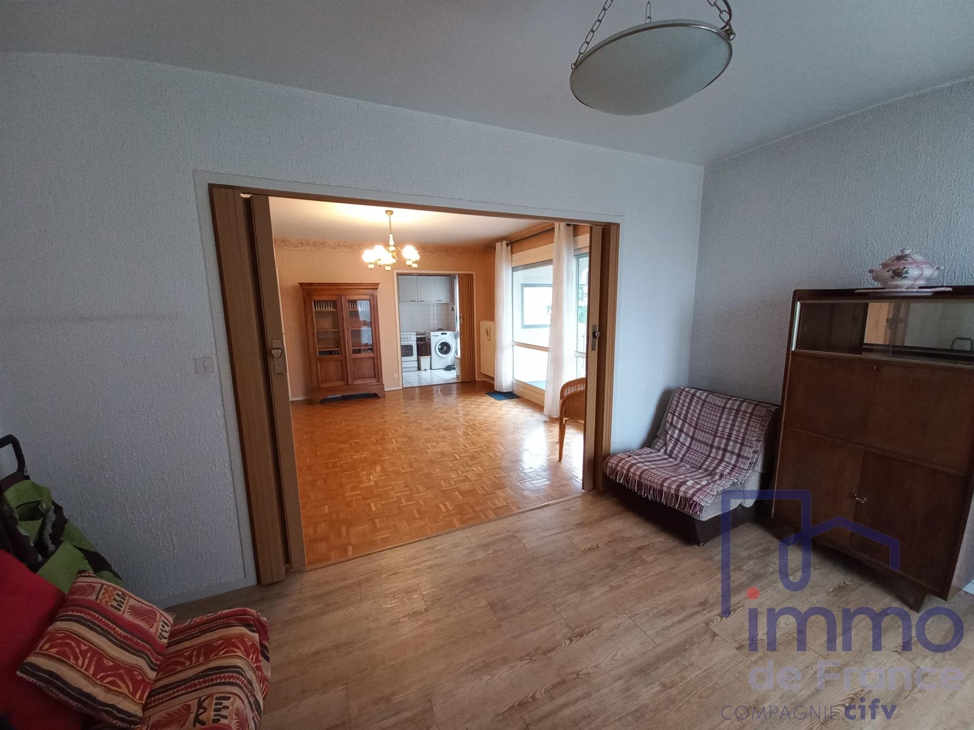 Appartement à vendre, 66m², Saint-Etienne