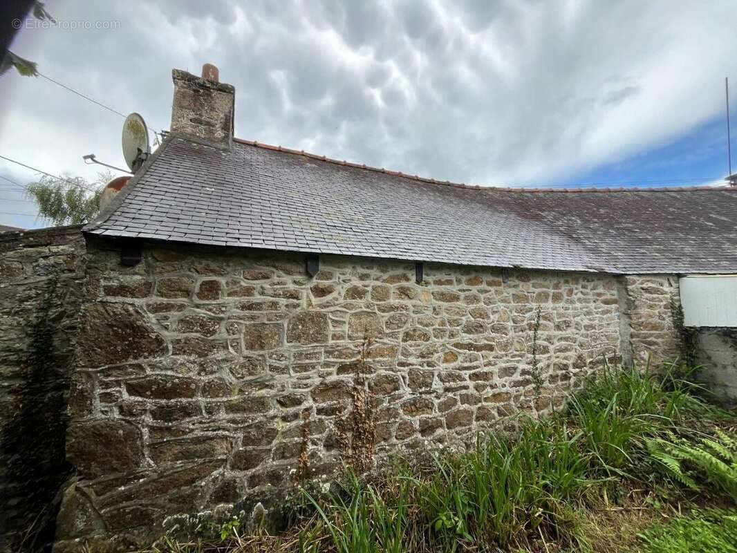 Maison à vendre, 49m², Plounévez-Moëdec