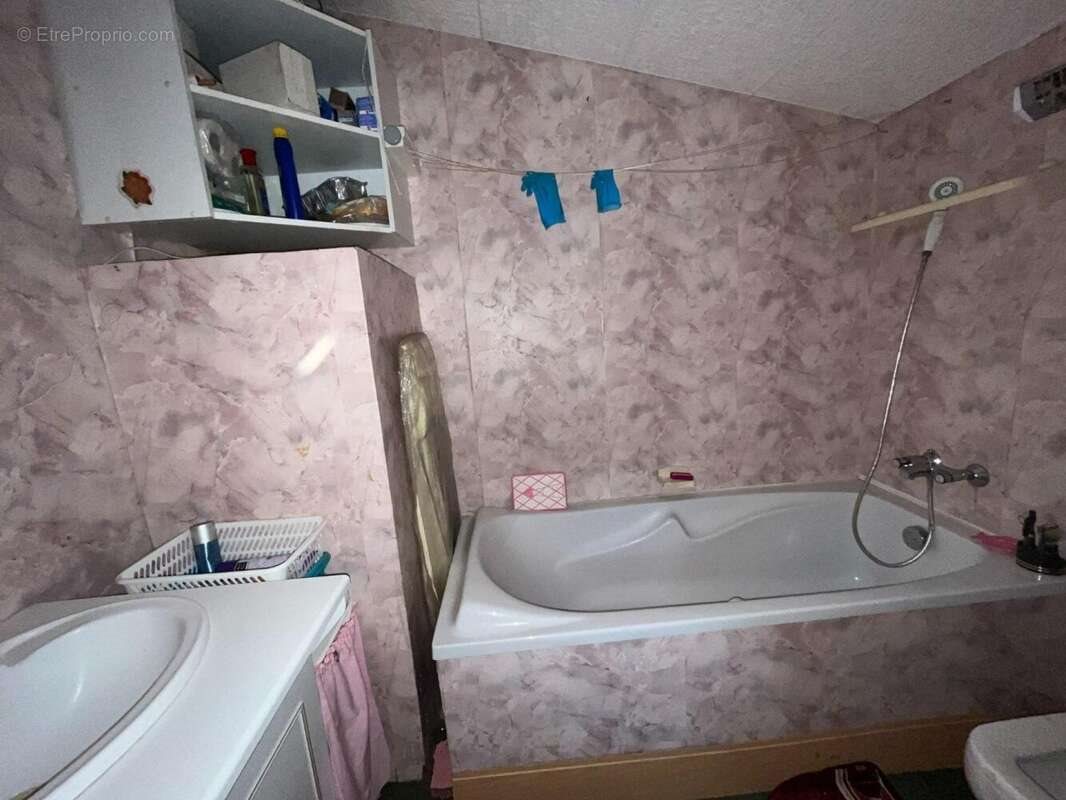 Maison à vendre, 49m², Plounévez-Moëdec