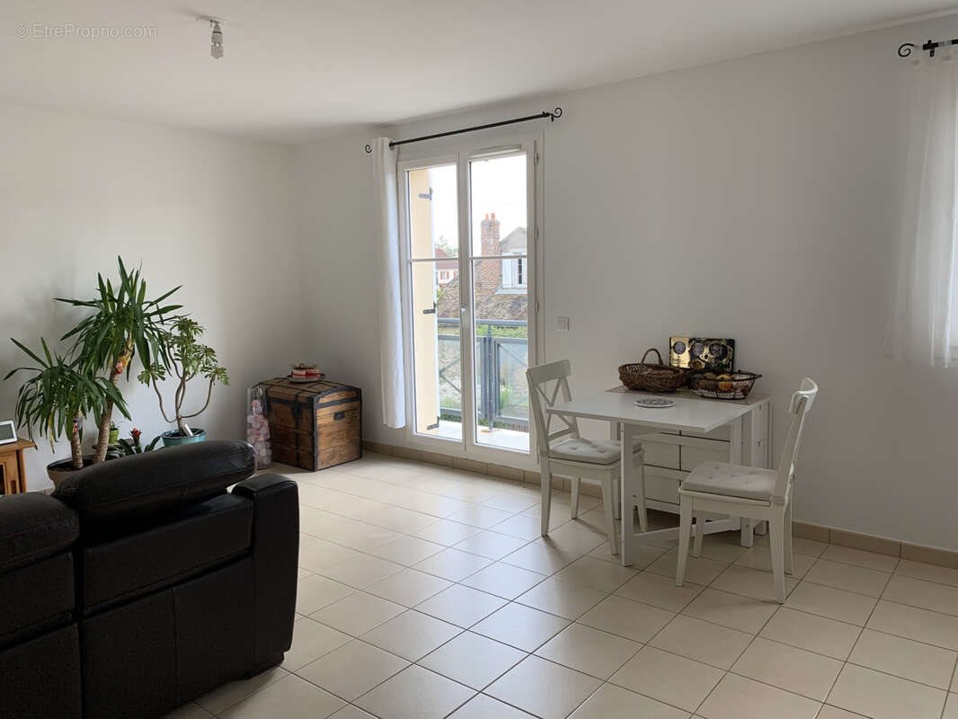 Appartement à vendre, 57m², Marolles-en-Hurepoix