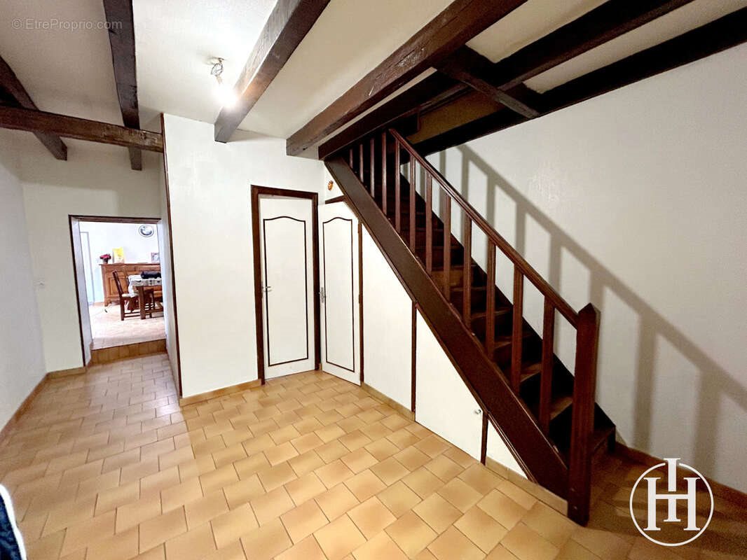 Maison à vendre, 150m², Ainay-le-Château