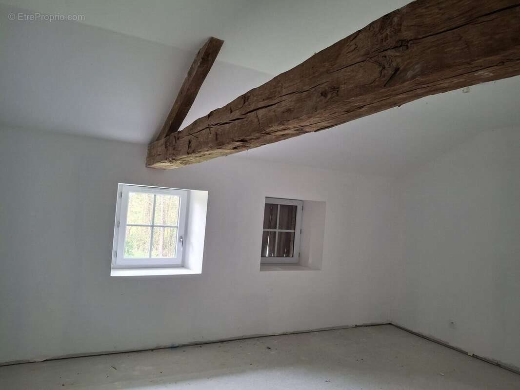 Maison à vendre, 80m², Chasseneuil-sur-Bonnieure