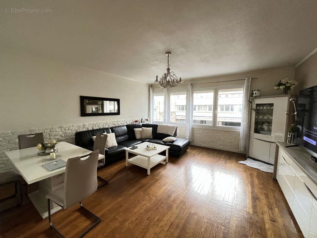 Appartement à vendre, 104m², Saint-Etienne