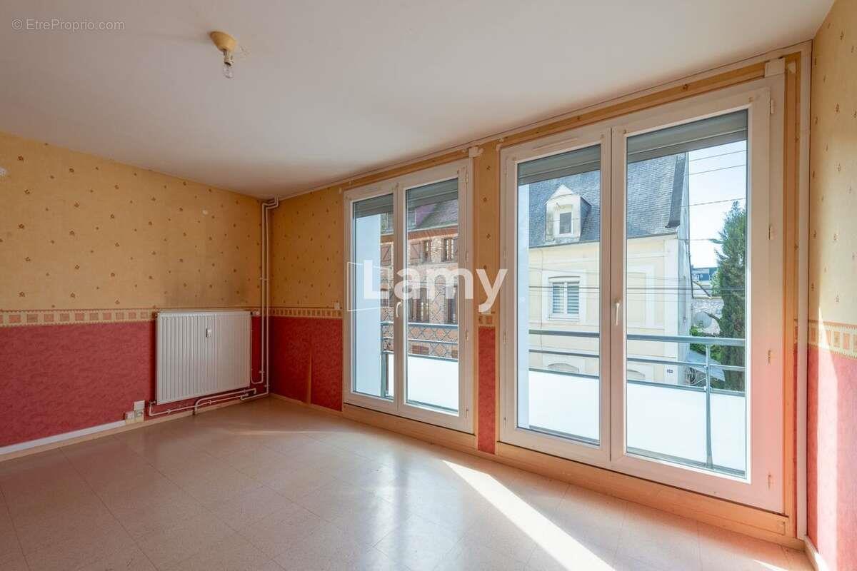 Appartement à vendre, 74m², Neufchâtel-en-Bray