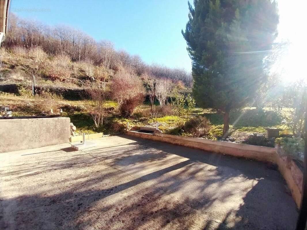 Maison à vendre, 91m², Saint-Vérand