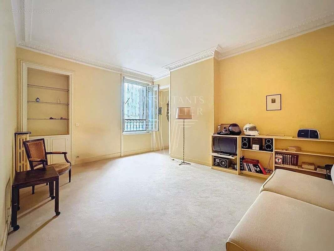 Appartement à vendre, 76m², Paris 8ème