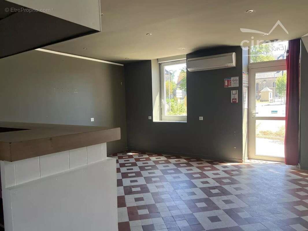 Appartement à vendre, 206m², Neuvy-Grandchamp