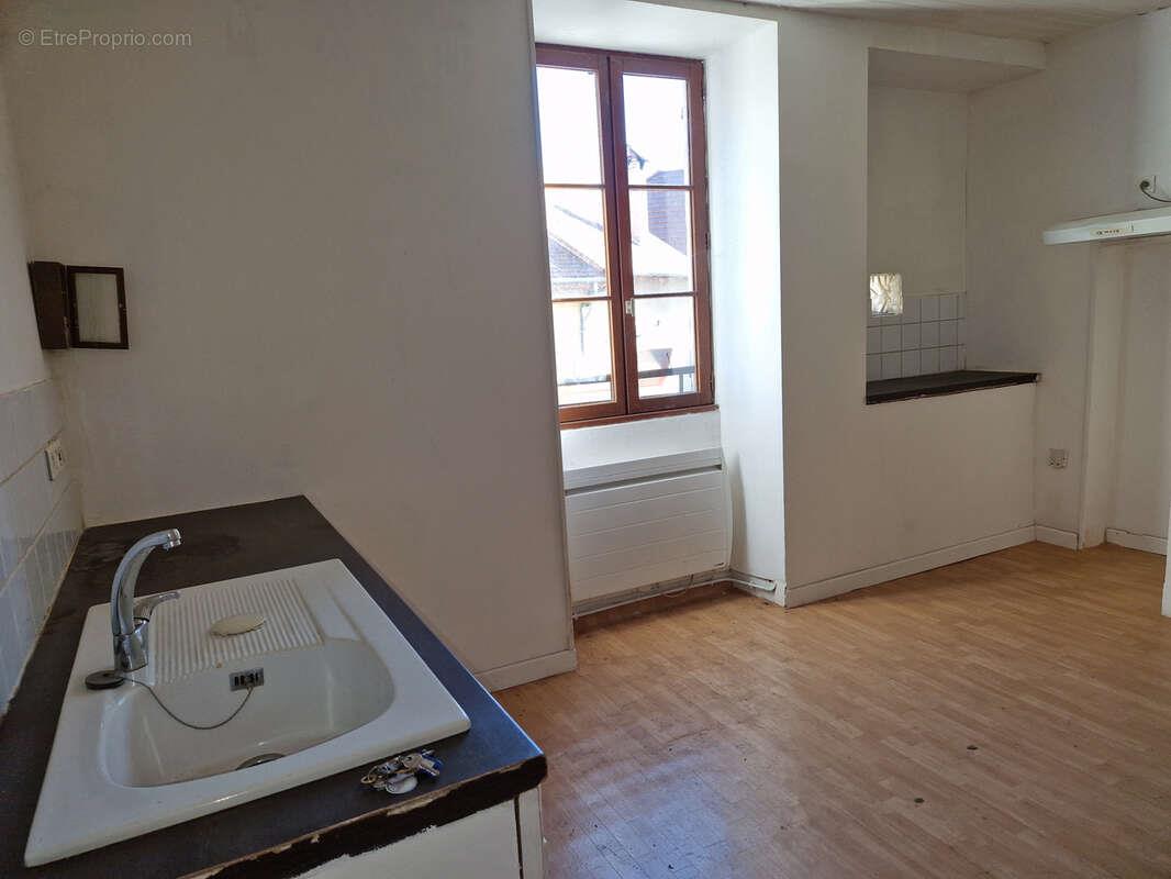 Appartement à vendre, 257m², Beaulieu-sur-Dordogne