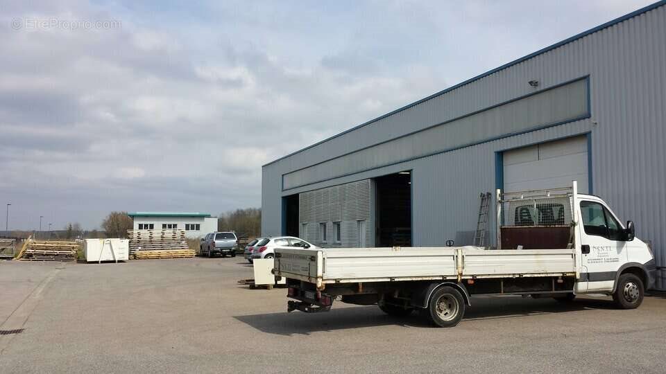 Appartement à vendre, 800m², Thaon-les-Vosges