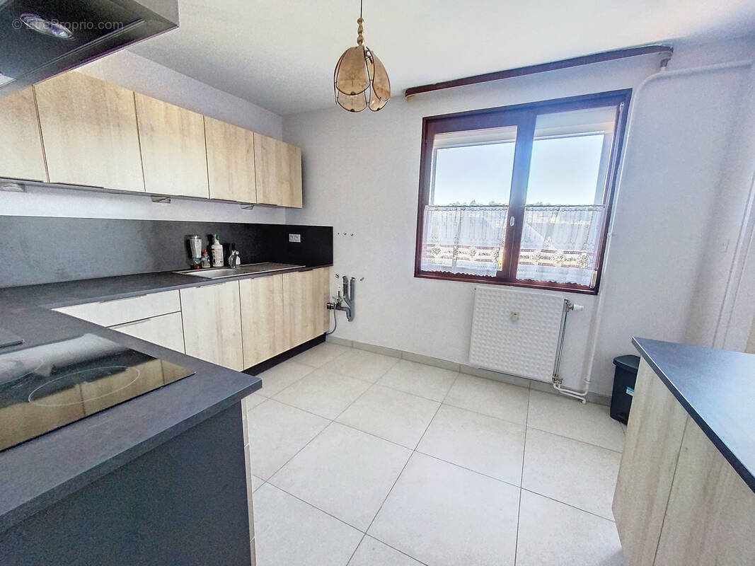 Appartement à vendre, 82m², Delle