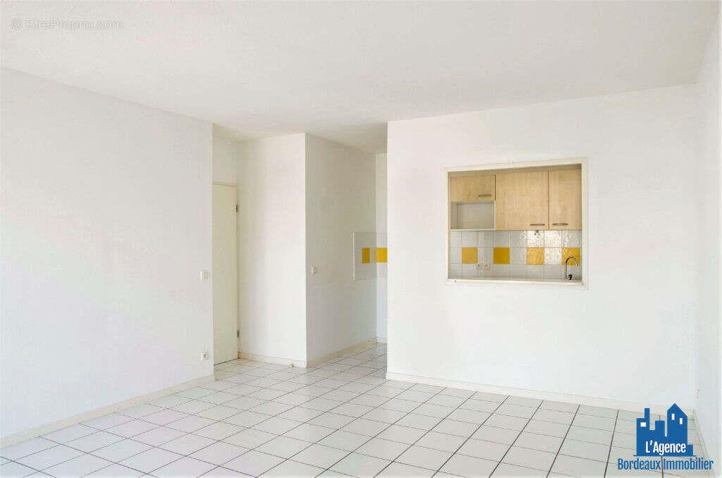 Appartement à vendre, 63m², Bordeaux