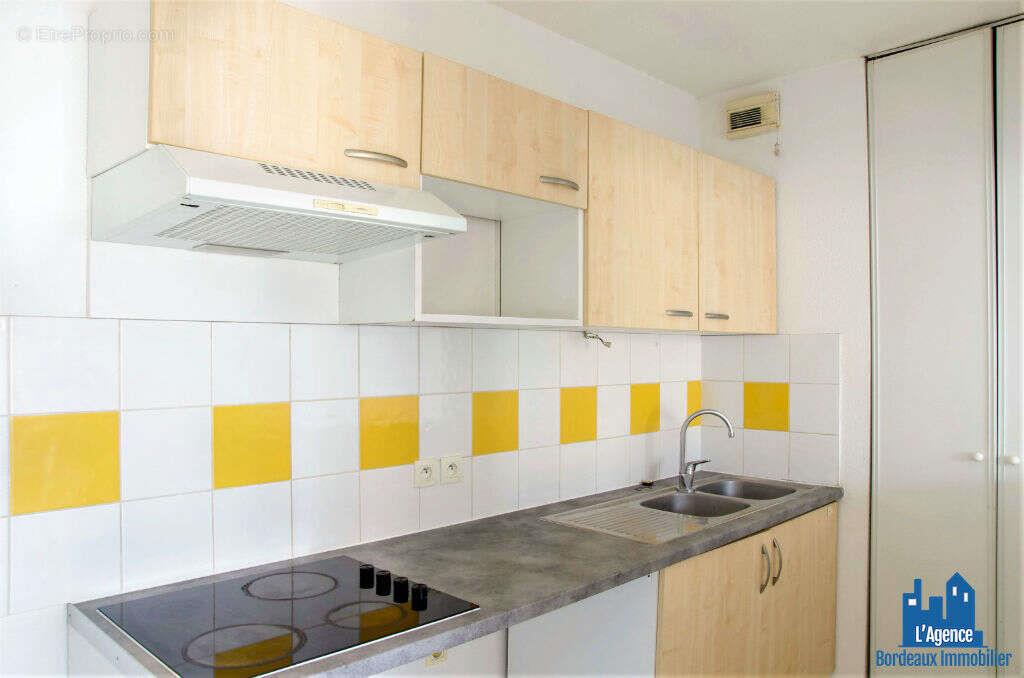 Appartement à vendre, 63m², Bordeaux
