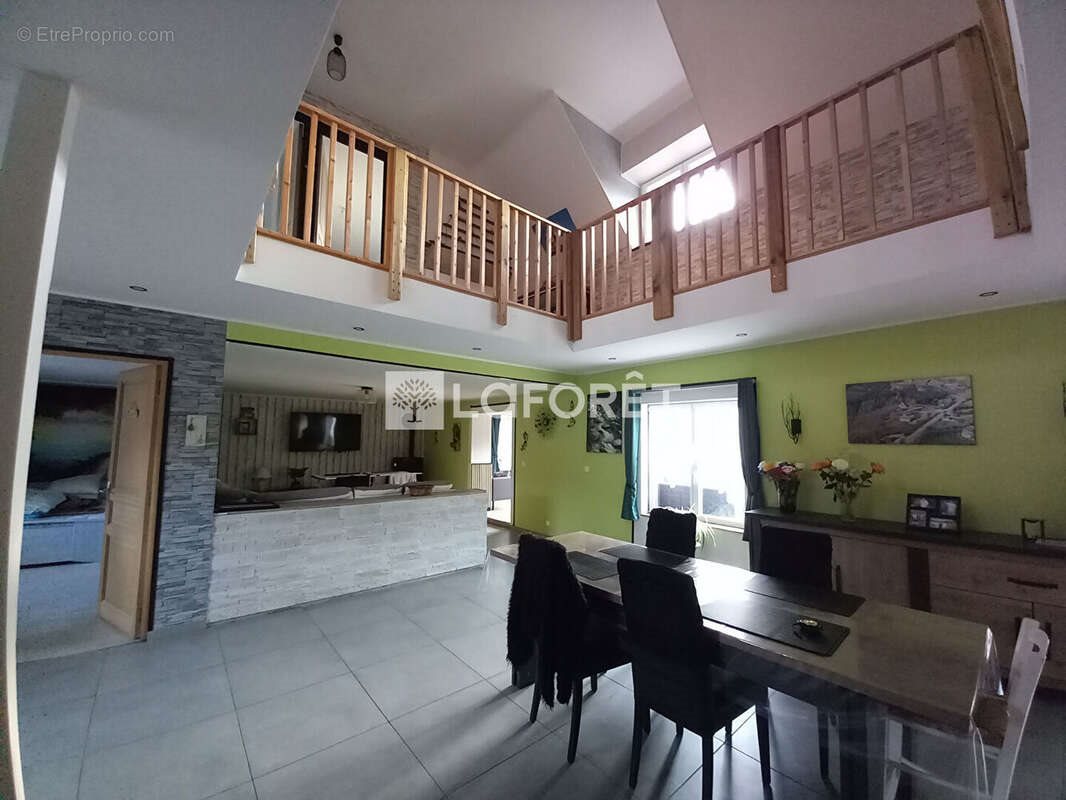 Maison à vendre, 289m², Guingamp