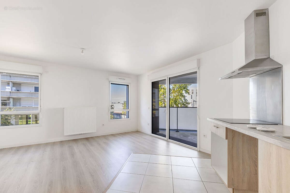 Appartement à vendre, 65m², Bordeaux