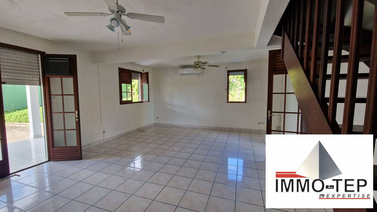 Maison à vendre, 123m², Le Lamentin