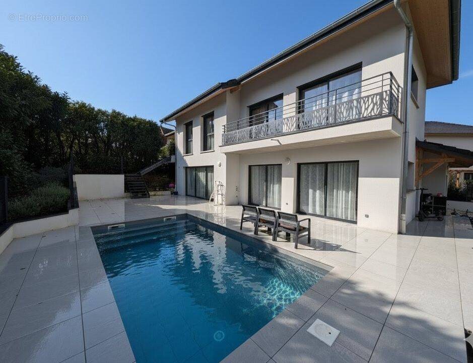 Maison à vendre, 240m², La Ravoire
