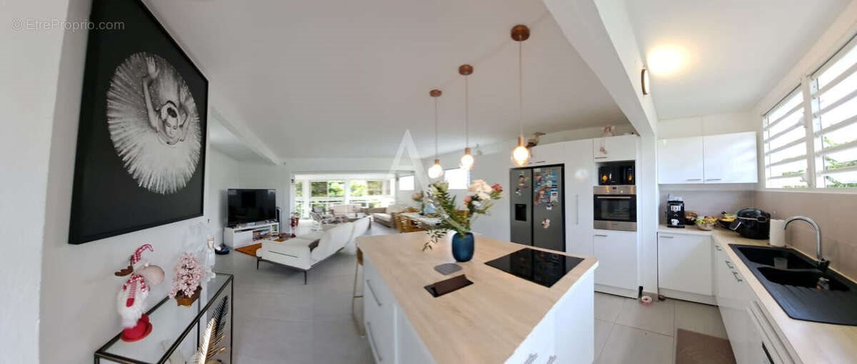 Maison à vendre, 166m², Fort-de-France