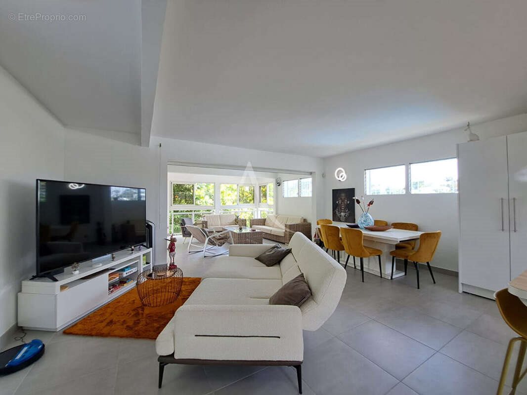 Maison à vendre, 166m², Fort-de-France