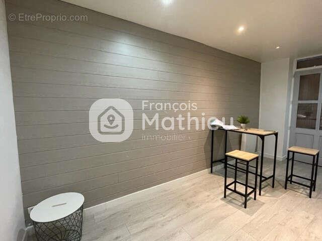Appartement à vendre, 28m², Villars-les-Dombes