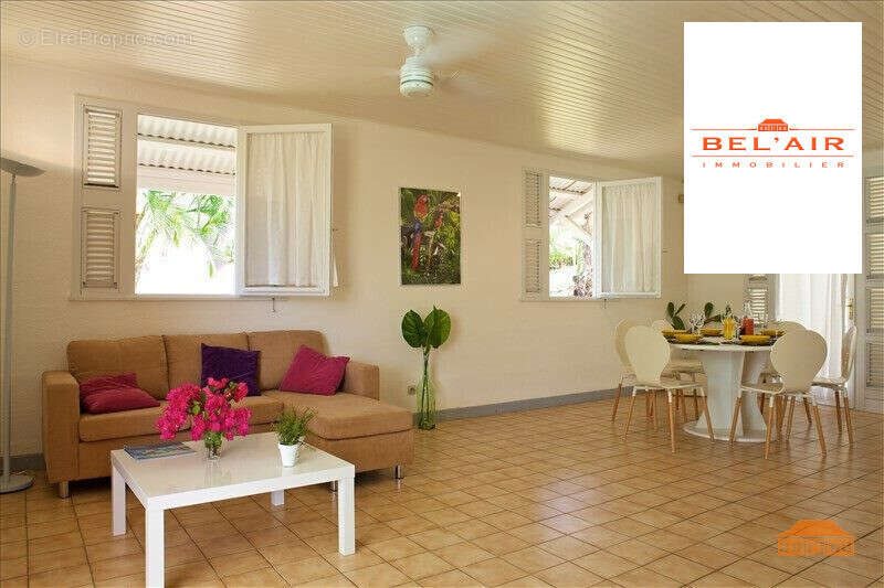 Maison à vendre, 89m², Le François
