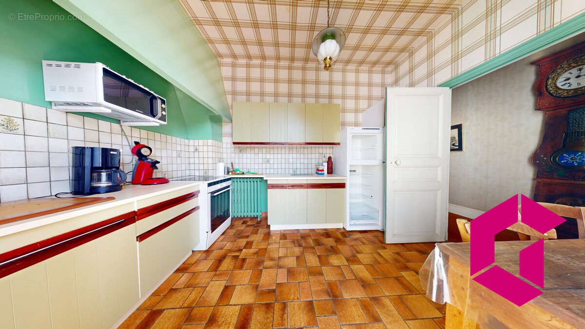 Appartement à vendre, 300m², Issoire