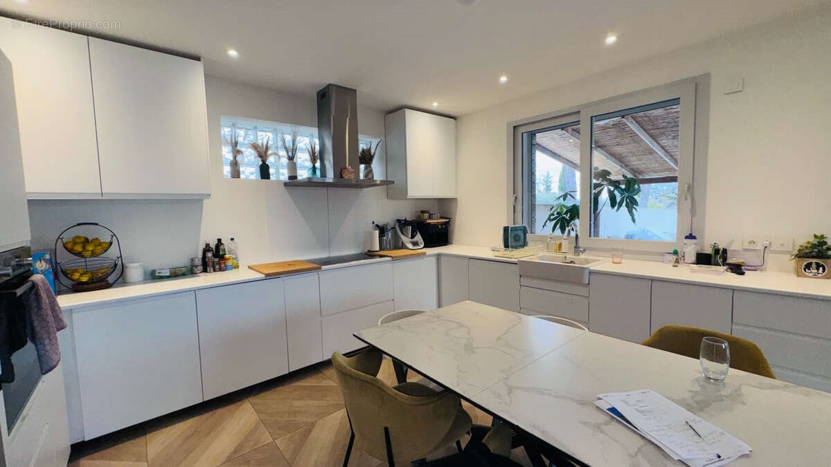 Appartement à vendre, 85m², La Colle-sur-Loup