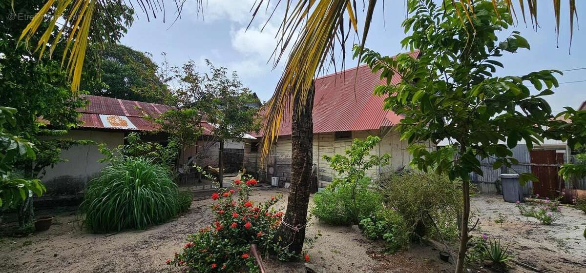 Maison à vendre, 88m², Mana