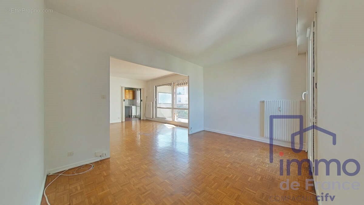 Appartement à vendre, 66m², Saint-Etienne