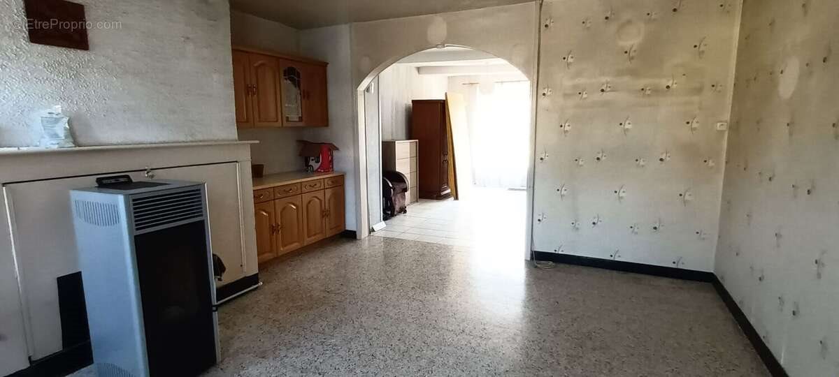 Maison à vendre, 77m², Novion-Porcien