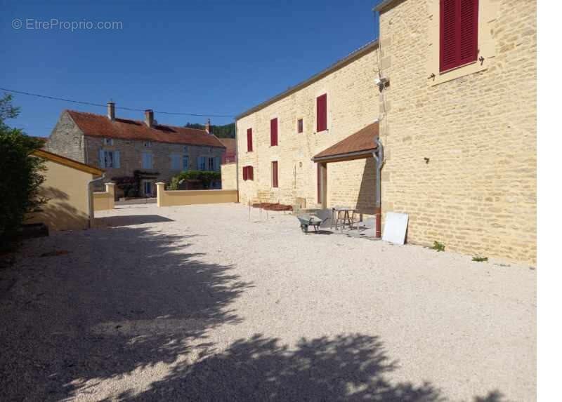 Appartement à vendre, 510m², Saint-Rémy