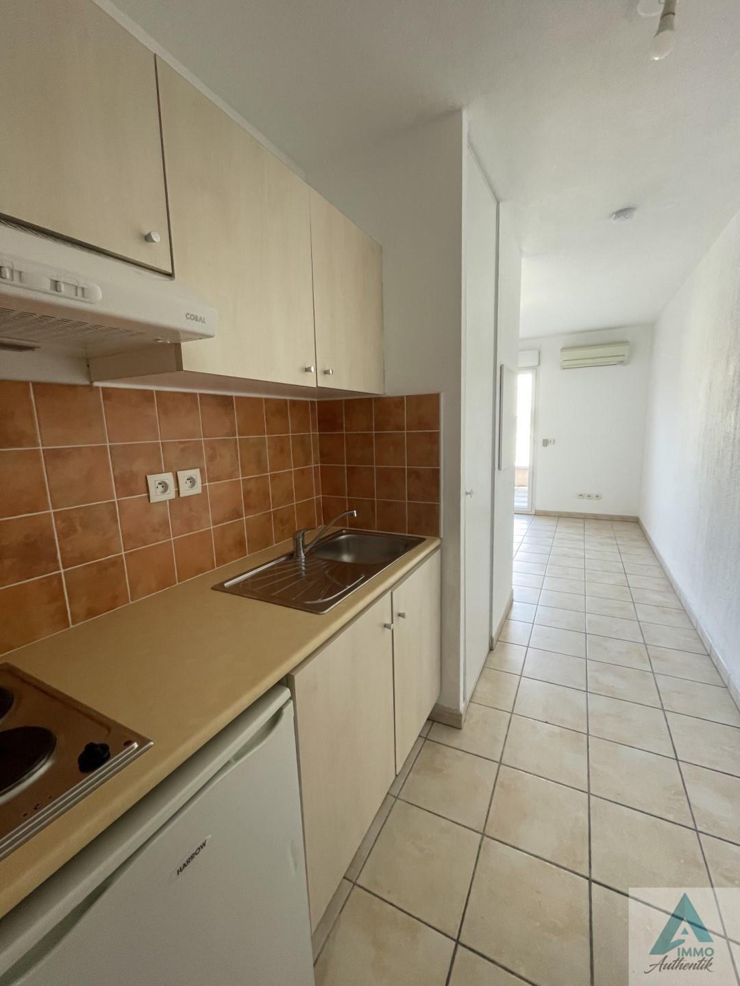 Appartement à vendre, 25m², Plan-d'Aups-Sainte-Baume