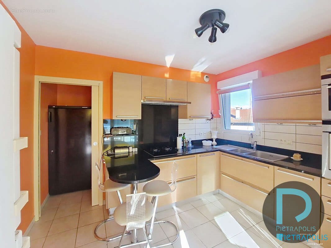 Appartement à vendre, 121m², Péronnas