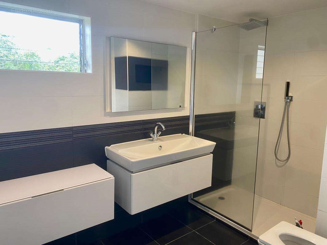 Appartement à vendre, 109m², Fort-de-France