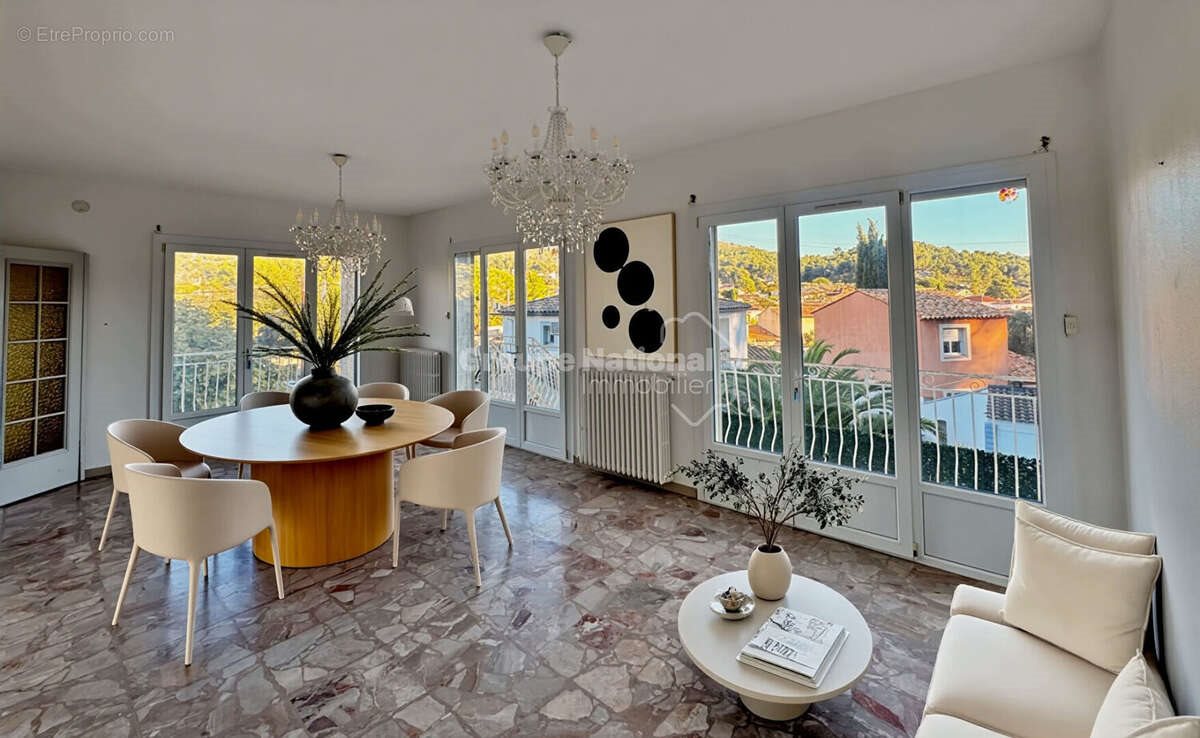 Appartement à vendre, 107m², Le Rove
