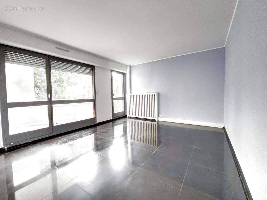 Appartement à vendre, 55m², Paris 20ème
