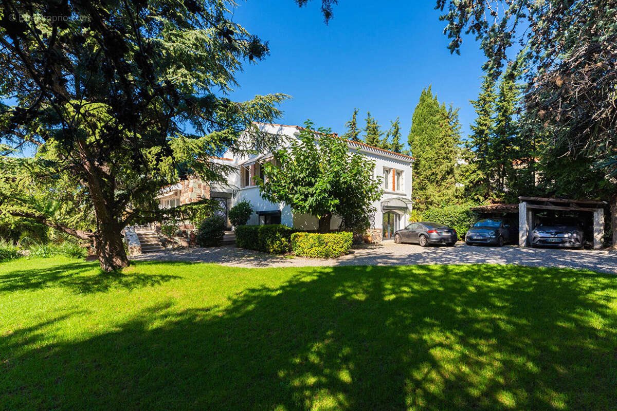 Maison à vendre, 220m², Marseille 12ème