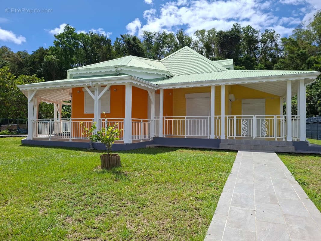 Maison à vendre, 150m², Pointe-Noire