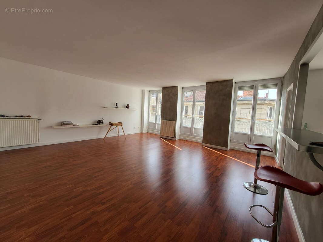 Appartement à vendre, 105m², Saint-Etienne