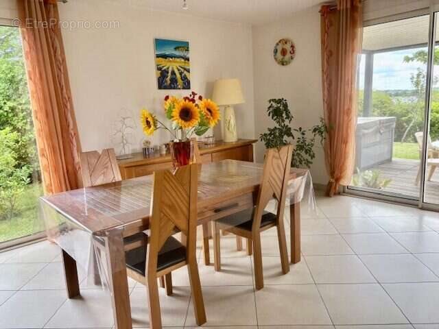 Maison à vendre, 123m², Naucelle