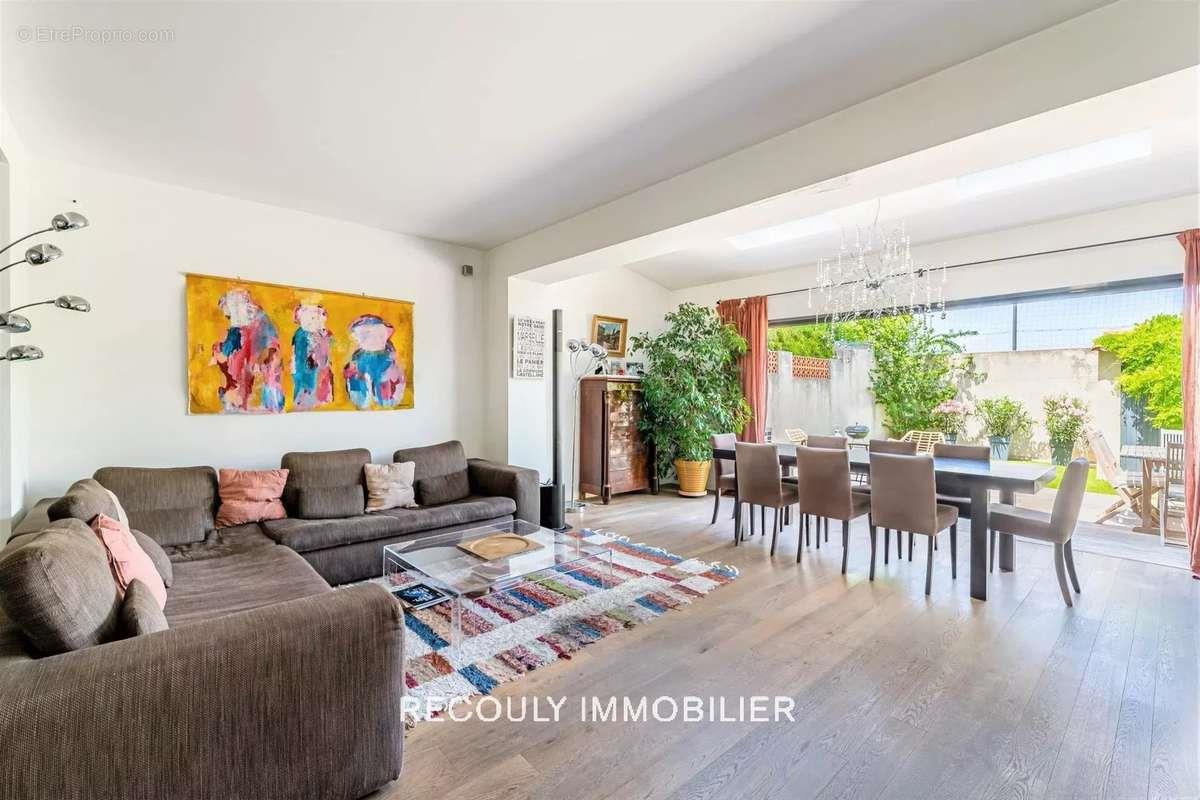Maison à vendre, 190m², Marseille 9ème