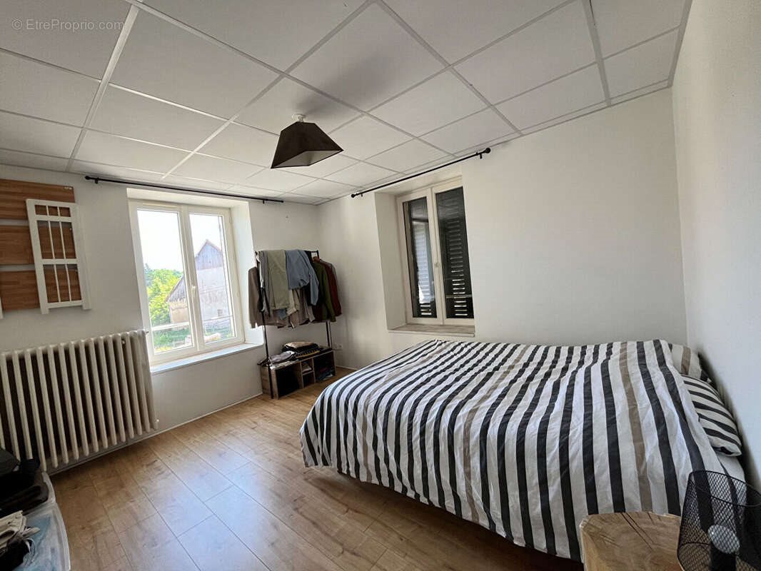 Appartement à vendre, 135m², Villers-sous-Chalamont