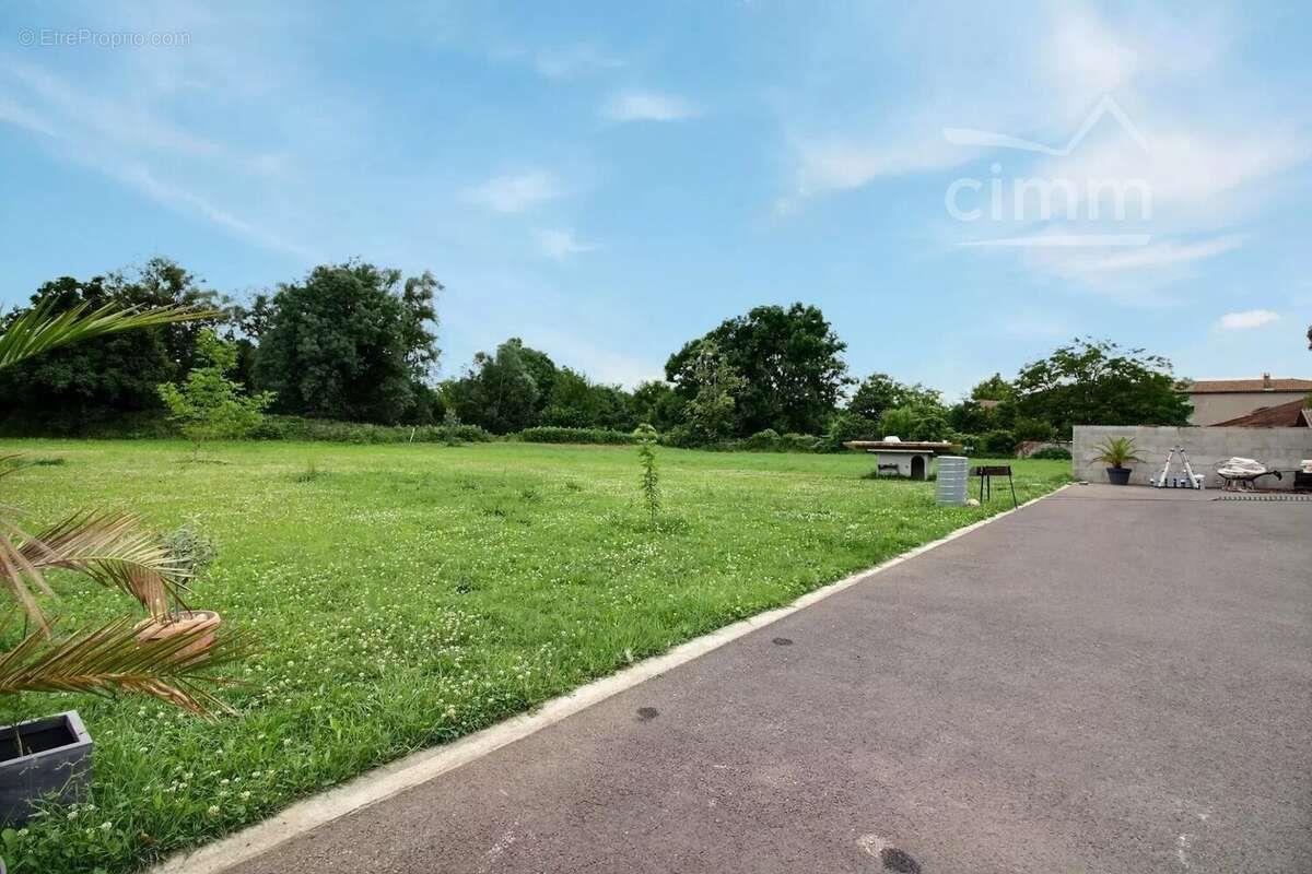 Appartement à vendre, 200m², Albon