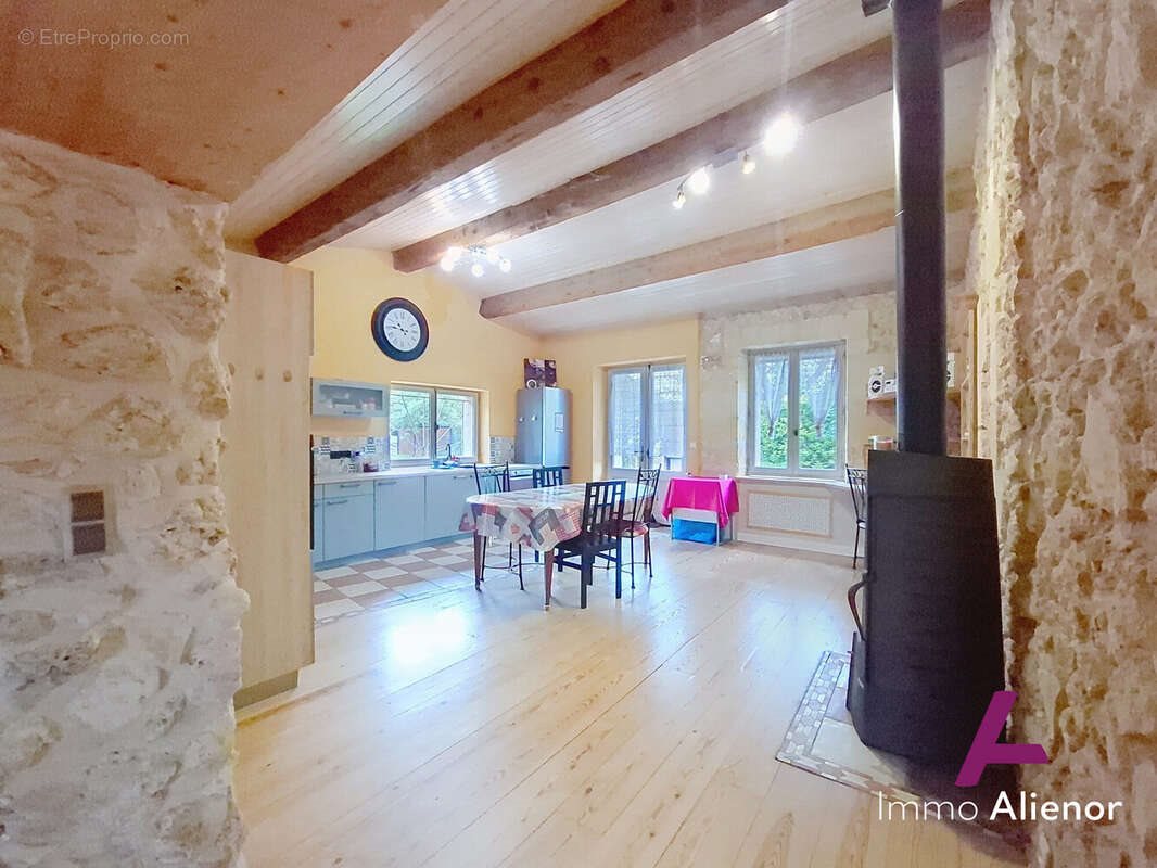 Maison à vendre, 169m², Baurech