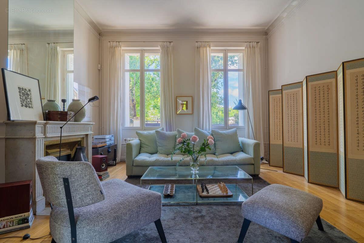 Maison à vendre, 338m², Bordeaux