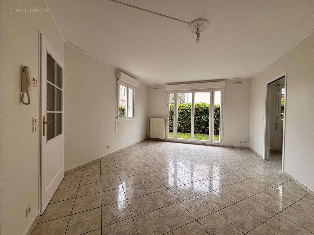 Appartement à vendre, 40m², Le Perray-en-Yvelines