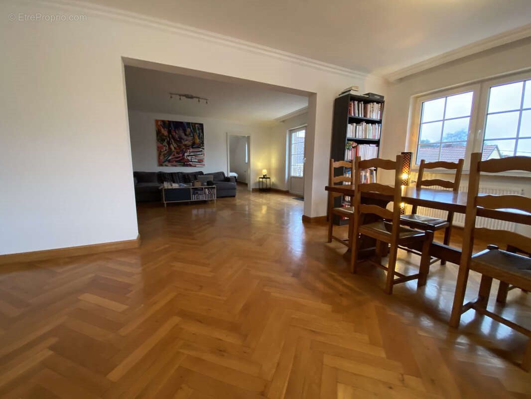 Appartement à vendre, 123m², Blies-Ebersing