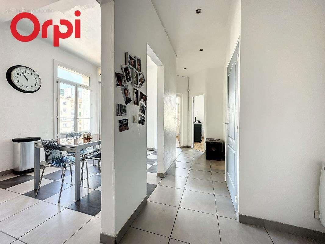 Appartement à vendre, 51m², Toulon