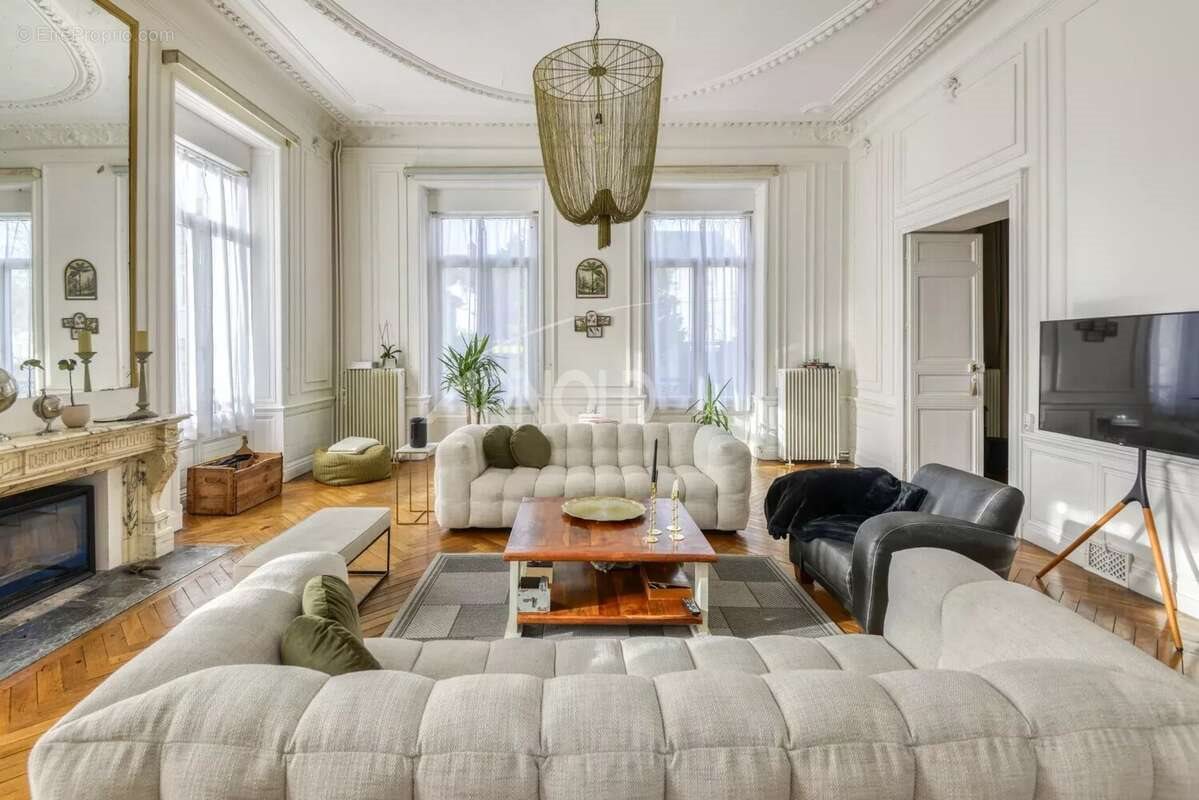 Maison à vendre, 675m², Ancenis