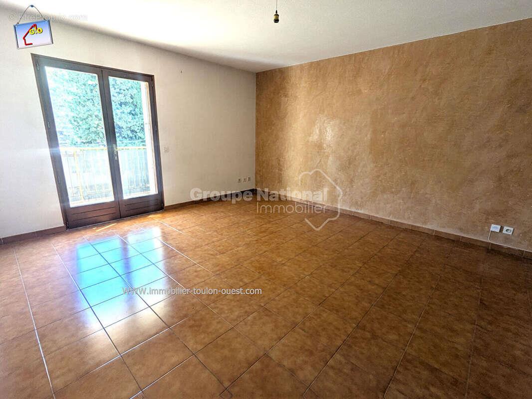 Appartement à vendre, 48m², Toulon