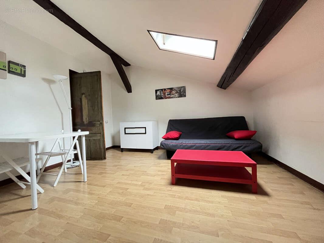 Appartement à vendre, 28m², Saint-Etienne